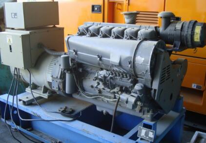 寧波柴油發(fā)電機(jī)組的運(yùn)輸、移動(dòng)、吊裝及安裝安全說明